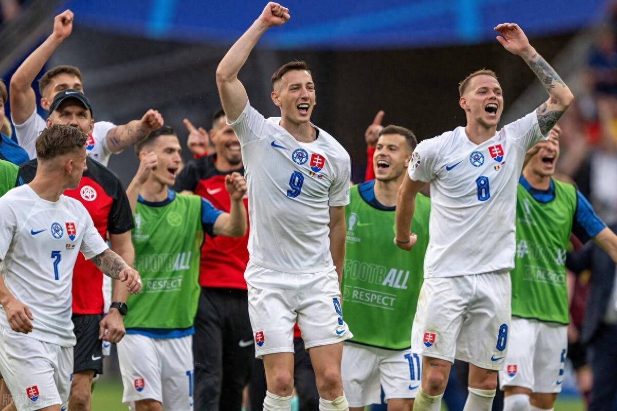 aoa体育课程-比利时-小胜法国，积分排第一(比利时20202021积分榜500)