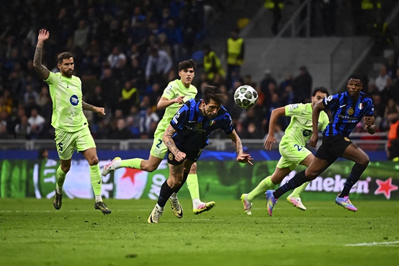 aoa体育馆-曼城淘汰巴萨，晋级欧冠四强(欧冠分组曼城遇巴黎 巴萨碰拜仁)