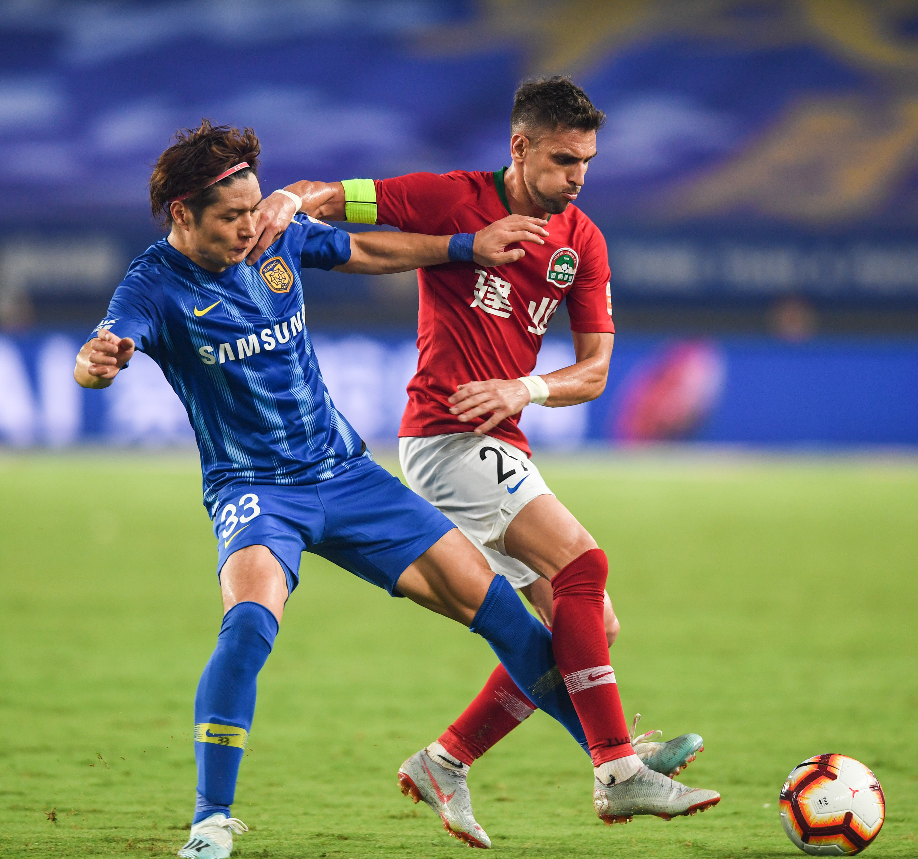 苏宁球员发挥亮眼,领先对手 苏宁球员发挥亮眼,领先对手