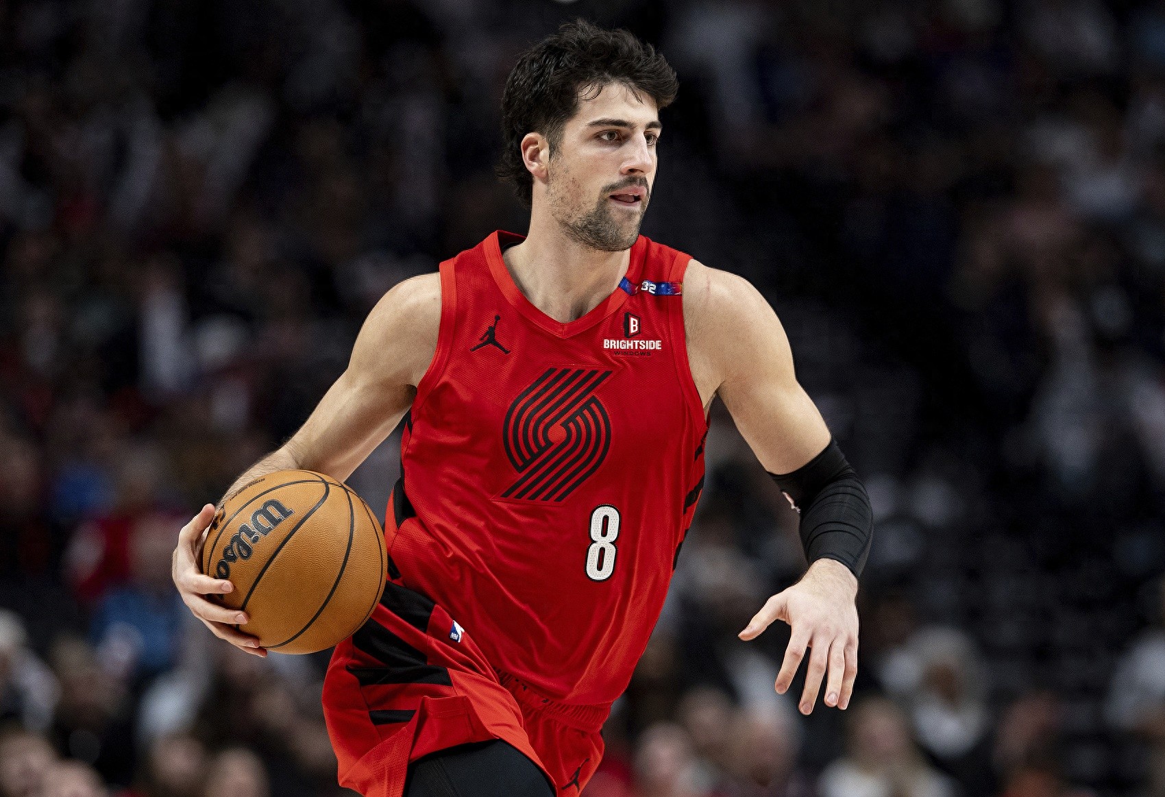 aoa体育教练-阿尔希拉尔战术调整，关键球员或将首发出战的简单介绍