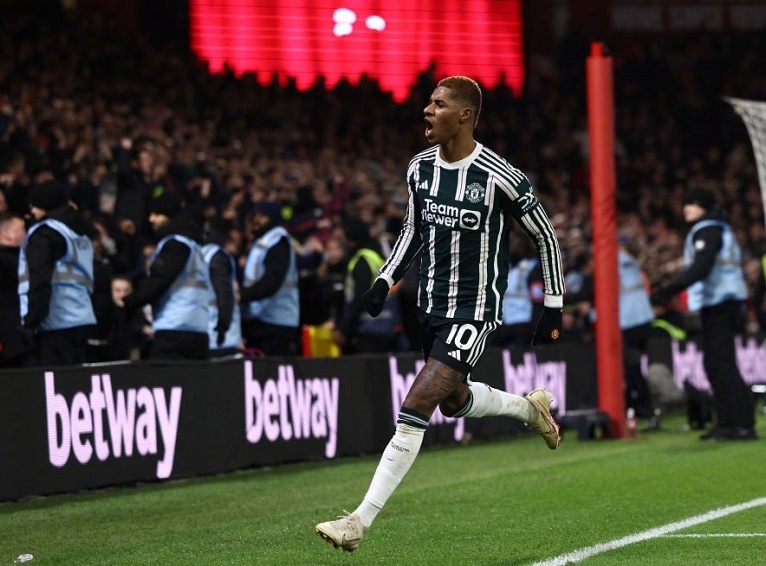 aoa体育官网-惊心动魄的对决，胜者将一路高歌猛进的简单介绍