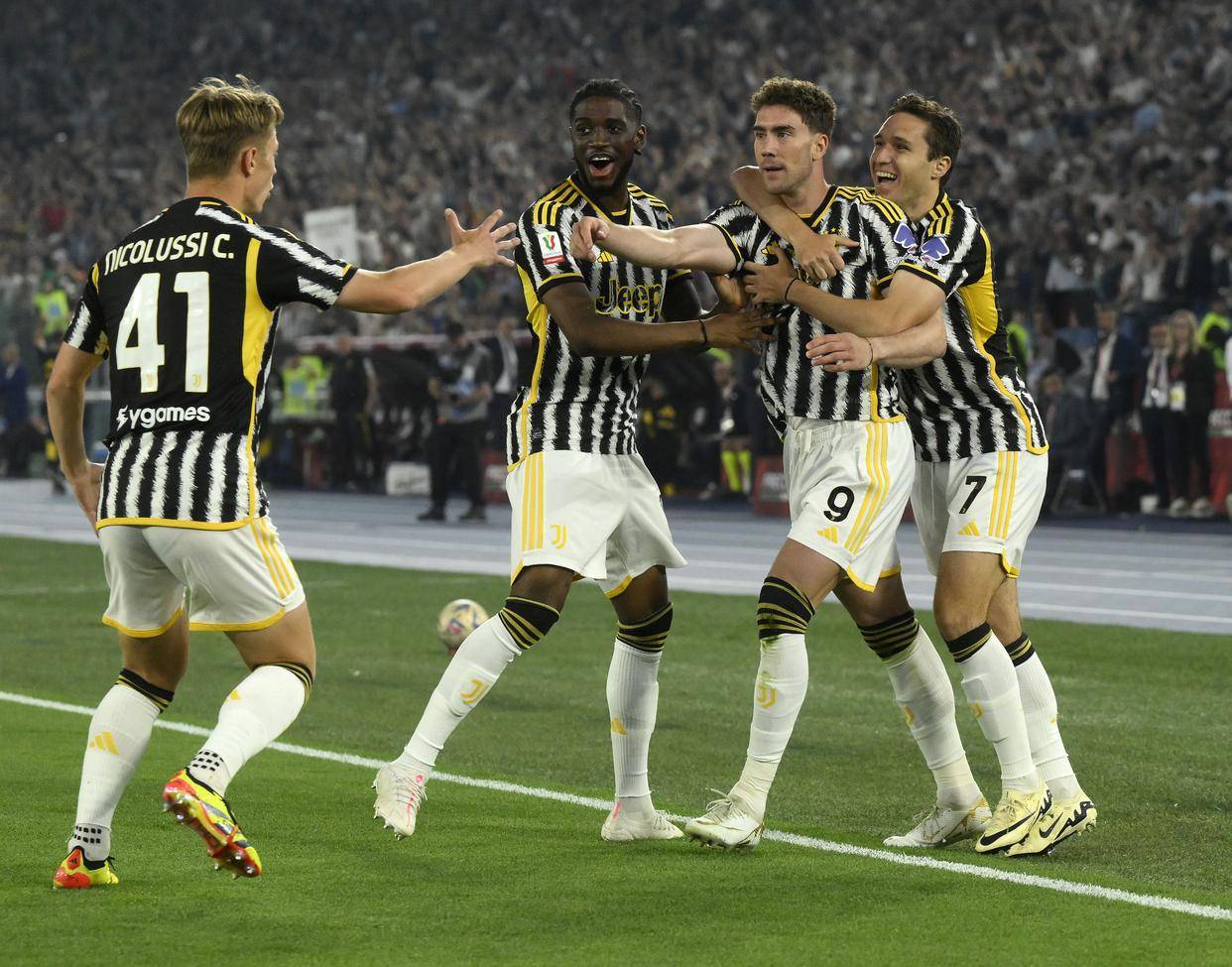 aoa体育新闻-尤文图斯主帅再获胜，稳固领先优势