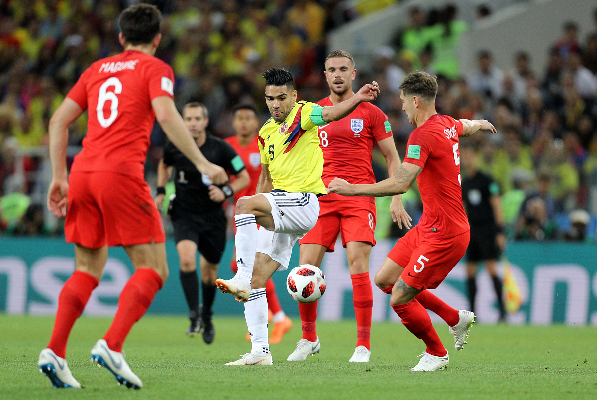 包含耀眼登场！欧预赛对决精彩期待十足的词条