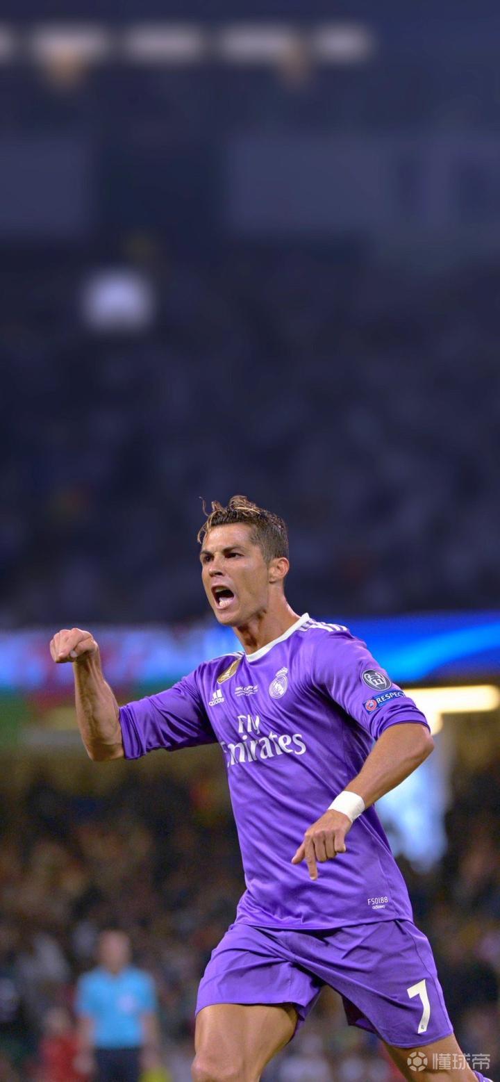 皇马胜利，C罗梅开二度，巴塞罗那紧追