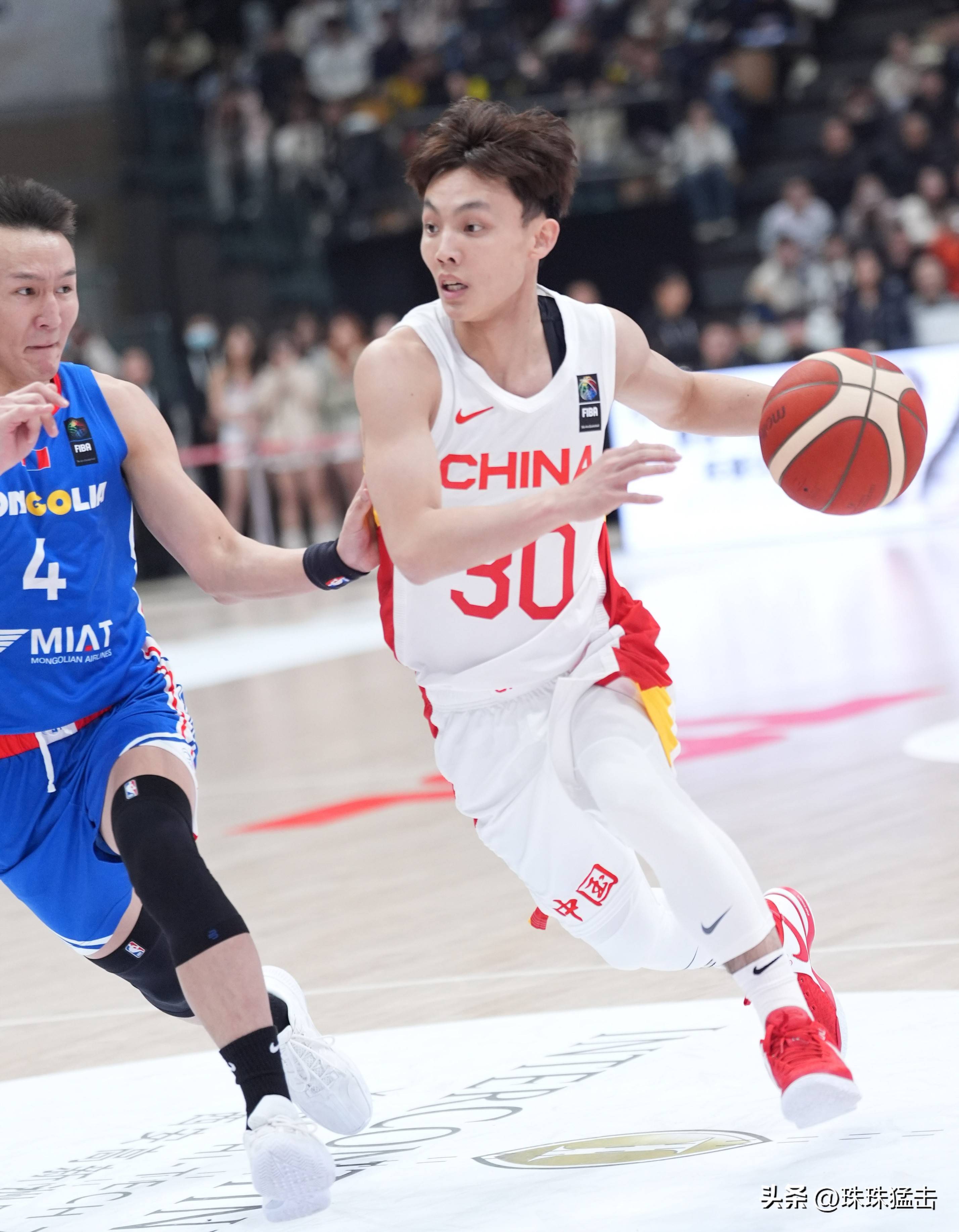 aoa体育直播-关于亚洲杯篮球赛中夺冠，选手士气高涨的信息