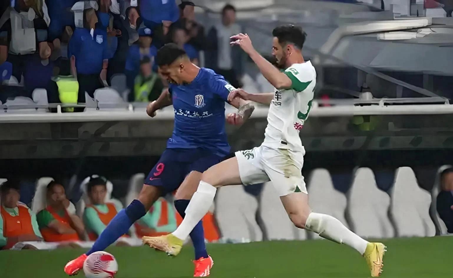 关于上海申花遭到惨败,冲击亚洲冠军联赛名额受阻的信息 关于上海申花遭到惨败,冲击亚洲冠军联赛名额受阻的信息