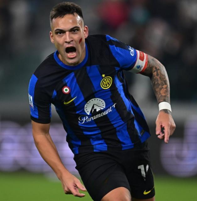 aoa体育官网-伊卡尔迪球员努力拼搏赢得胜利