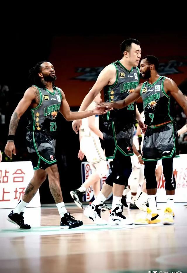 包含备受瞩目的球员交手，场上火药味十足的词条