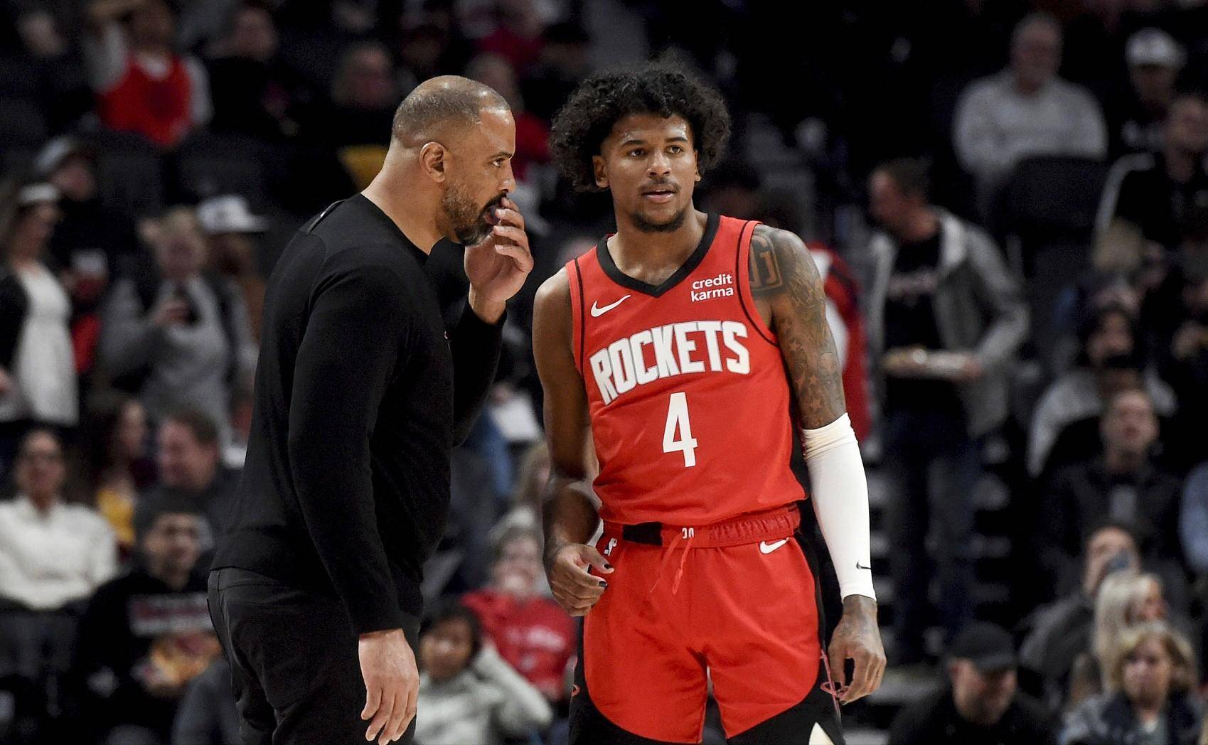 aoa体育官网-火箭核心持续低迷，球队陷入困境