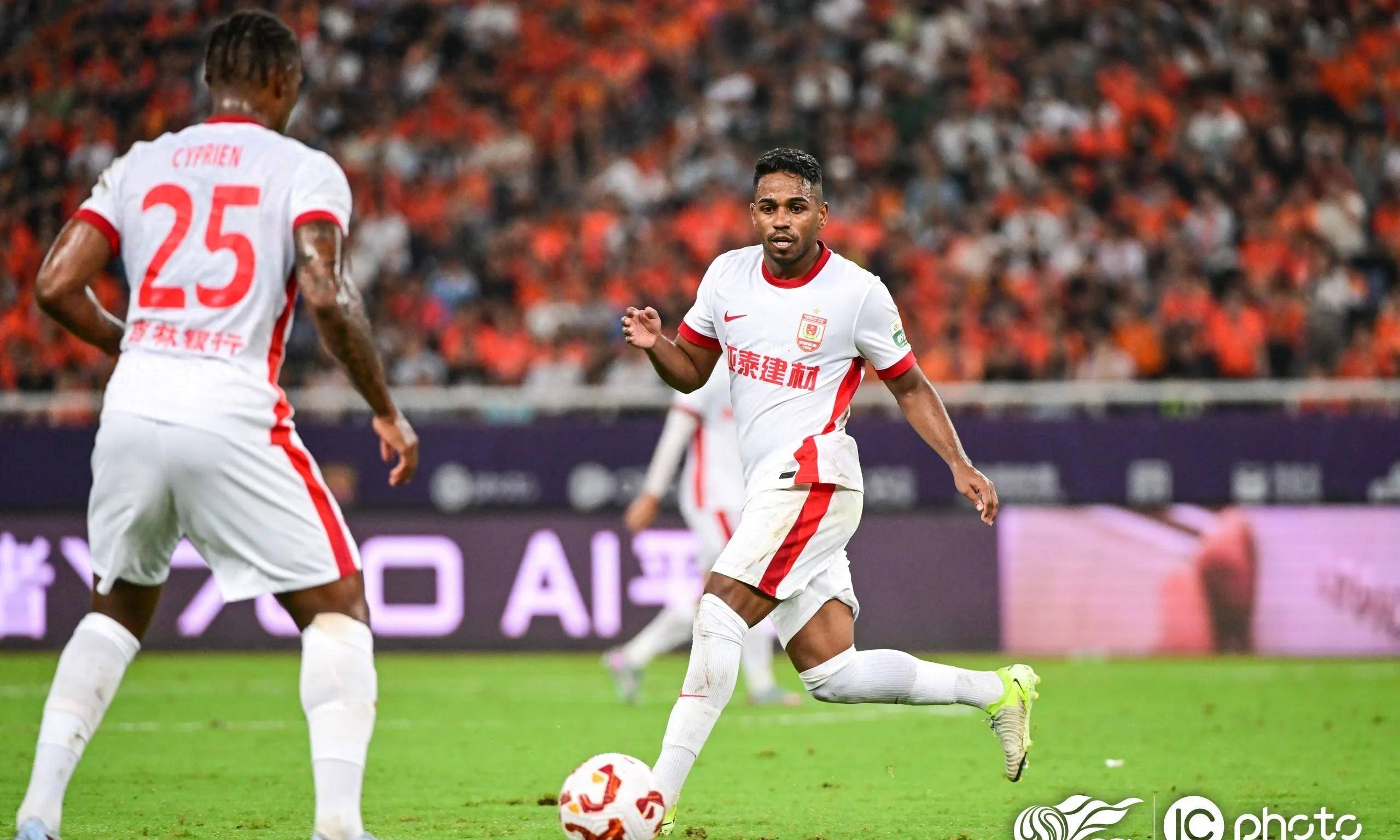 长春亚泰战平对手,保持不败战绩 长春亚泰战平对手,保持不败战绩