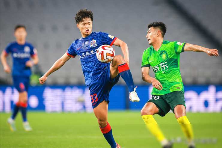 火热对决:国安PK建业看谁更胜一筹! 火热对决:国安PK建业看谁更胜一筹!