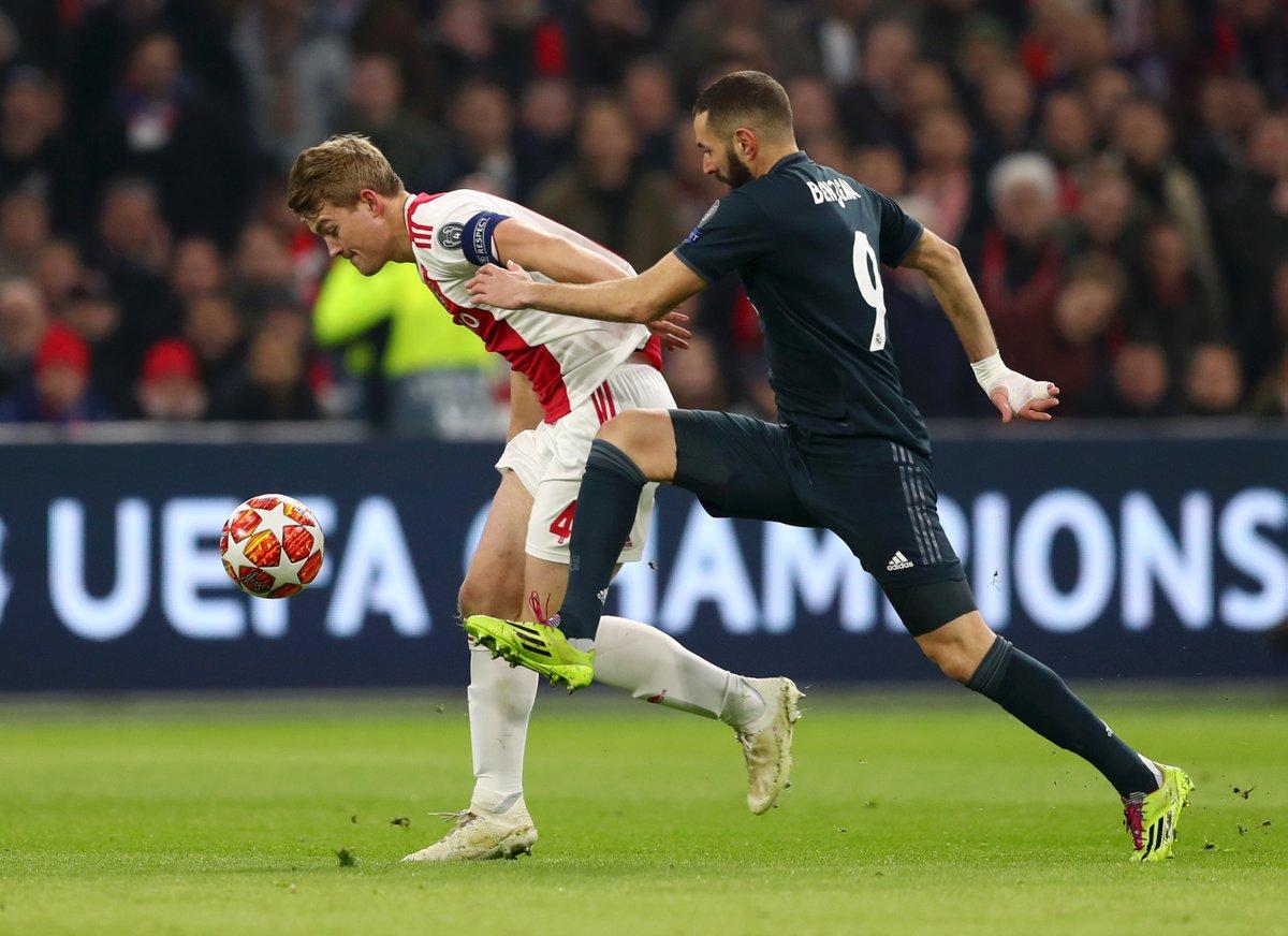 aoa体育新闻-阿贾克斯击败皇马，客场取得宝贵三分