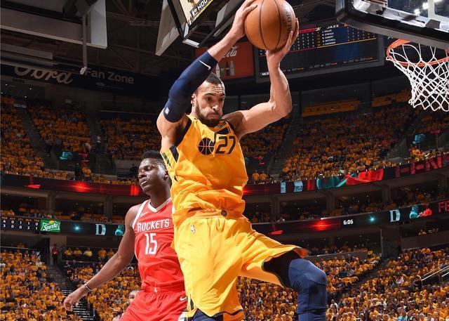 大前锋强势内线压制封盖五记的简单介绍