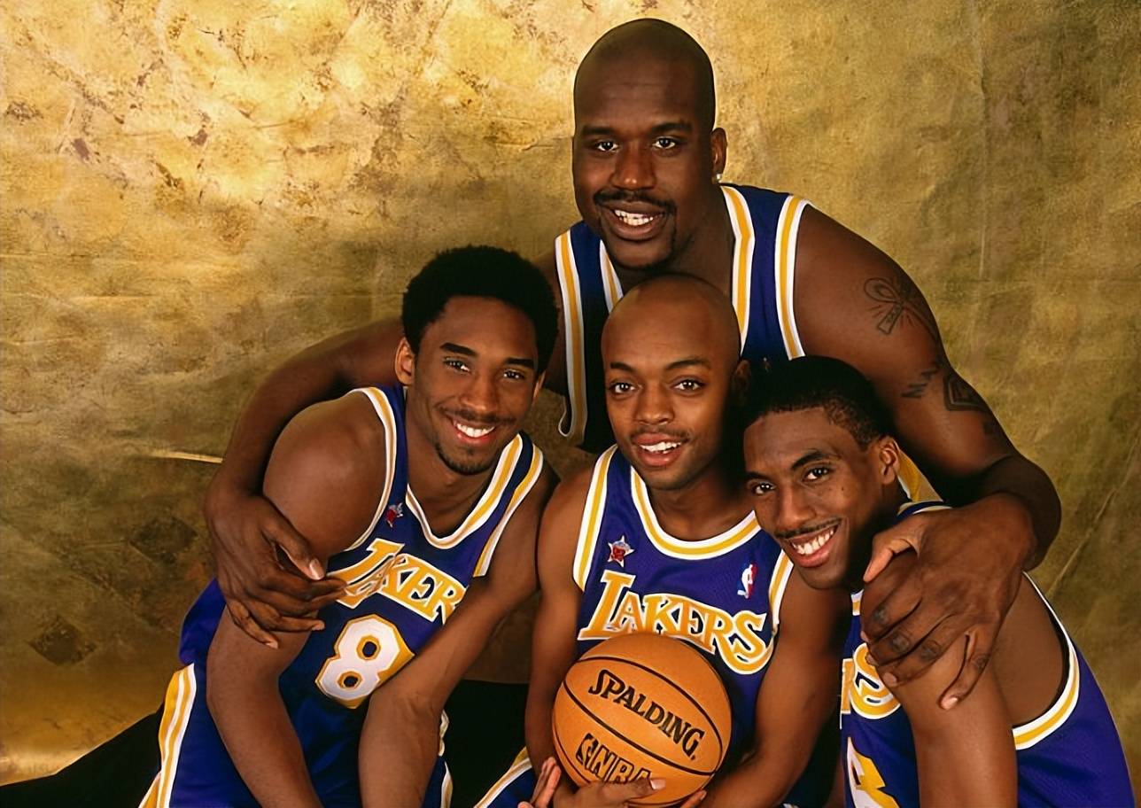 aoa体育课程-篮球明星选手将入选全明星阵容