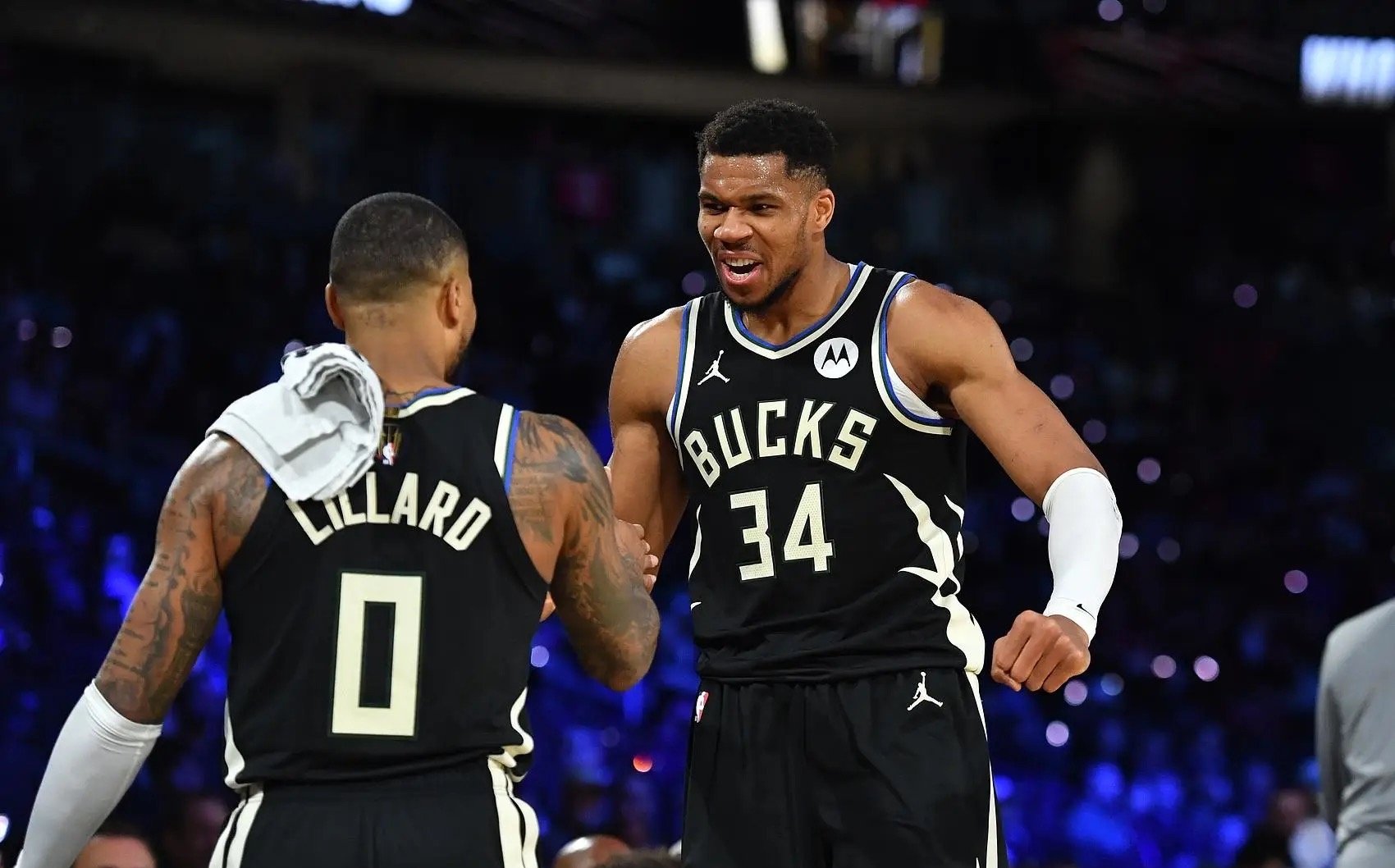 雄鹿全队爆发连胜势头 雄鹿全队爆发连胜势头