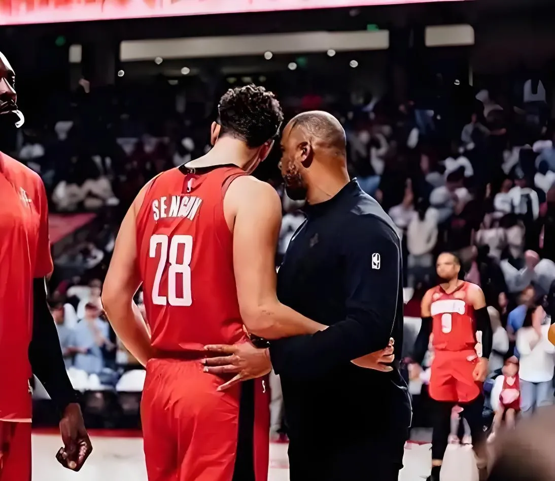 火箭队遭遇连败,教练表达困扰 火箭队遭遇连败,教练表达困扰