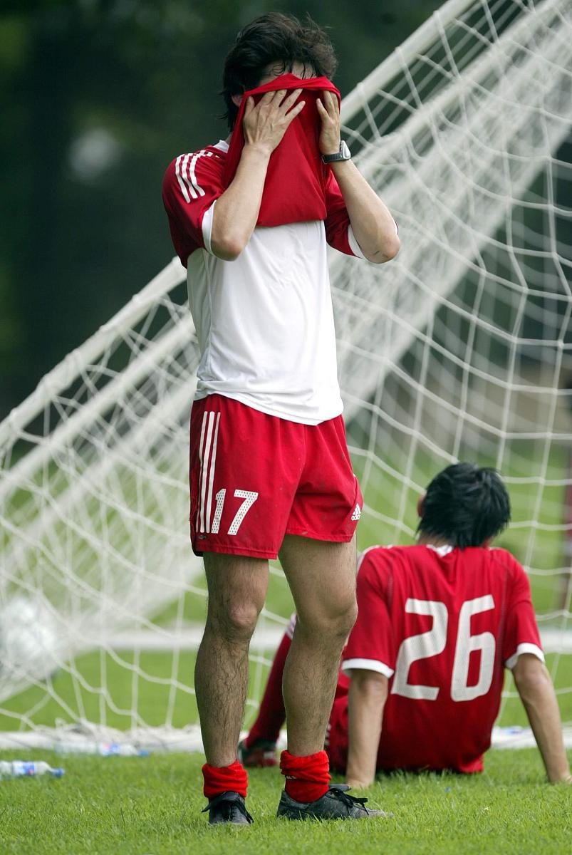 比利亚雷亚尔门将神勇连扑,成为球队贵宾 比利亚雷亚尔门将神勇连扑,成为球队贵宾